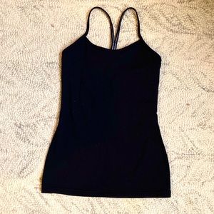 LULULEMON BLACK SHELF-BRA YOGA TOP